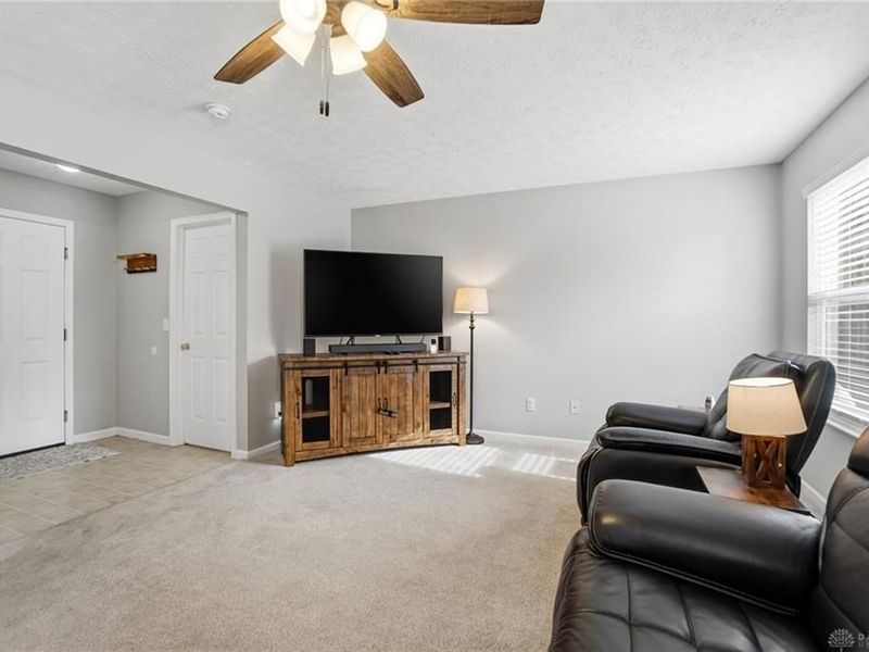 406 Chapelgate Drive, Fairborn, OH 45324 Photo 13