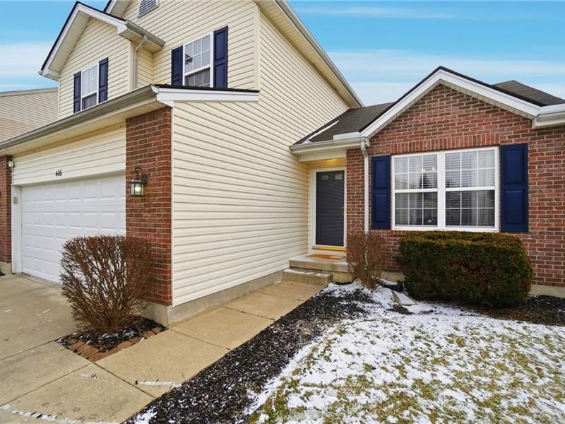 406 Chapelgate Drive, Fairborn, OH 45324 Photo 4