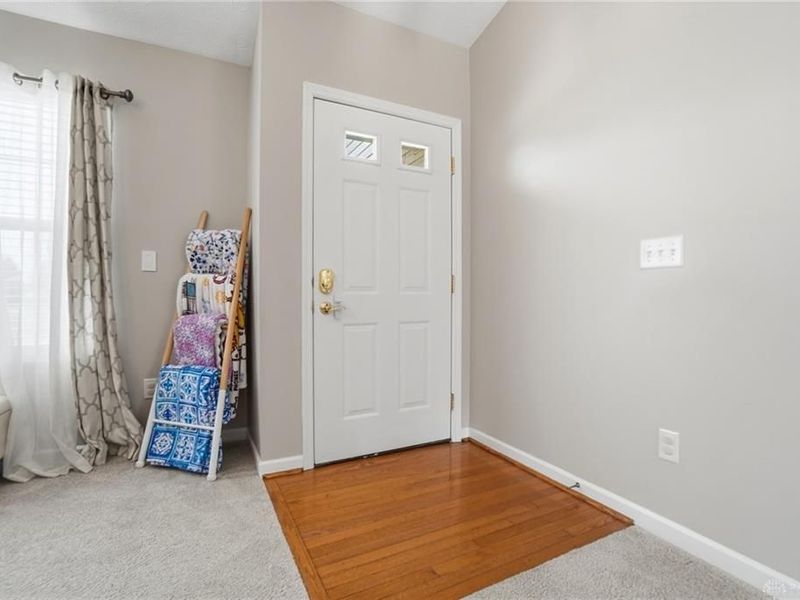 406 Chapelgate Drive, Fairborn, OH 45324 Photo 5