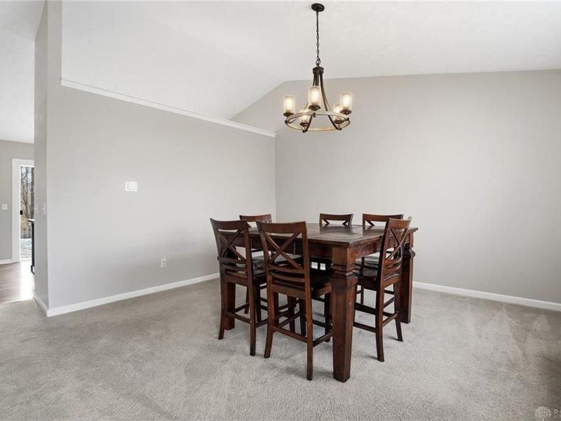 406 Chapelgate Drive, Fairborn, OH 45324 Photo 7