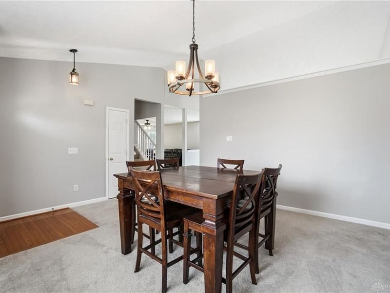 406 Chapelgate Drive, Fairborn, OH 45324 Photo 8