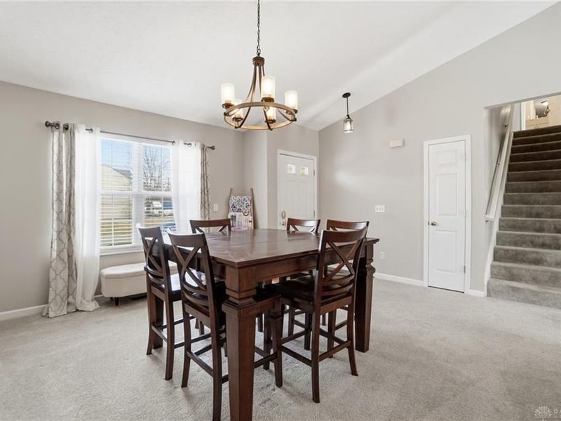 406 Chapelgate Drive, Fairborn, OH 45324 Photo 9