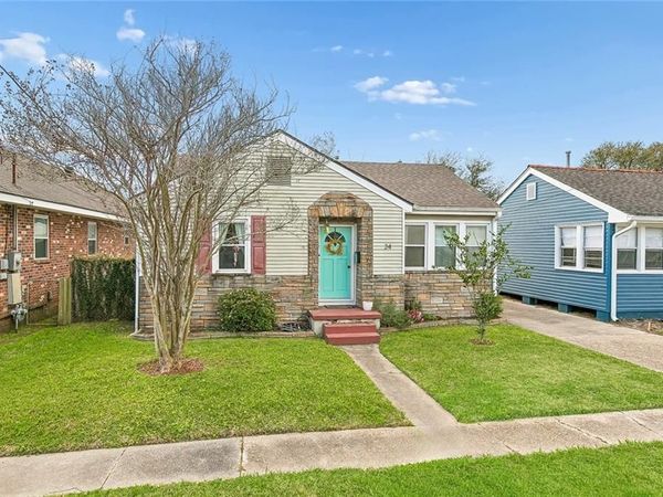 24 RENPASS Avenue , Harahan, LA 70123