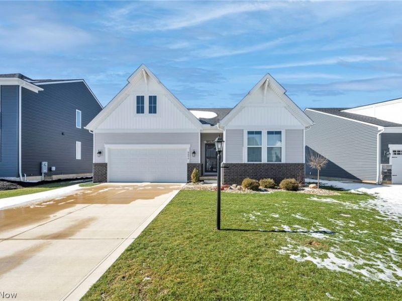 8896 Firethorne Drive, Columbia Station, OH 44028 Photo 1