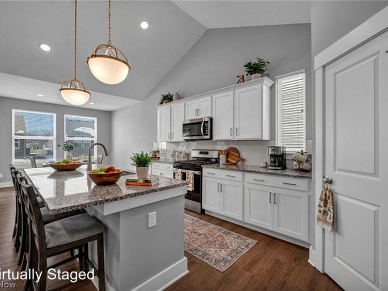 8896 Firethorne Drive, Columbia Station, OH 44028 Photo 11