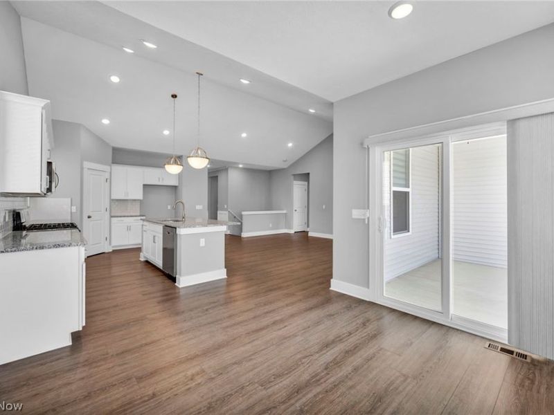 8896 Firethorne Drive, Columbia Station, OH 44028 Photo 17