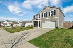 606 Fisher Lane photo 4