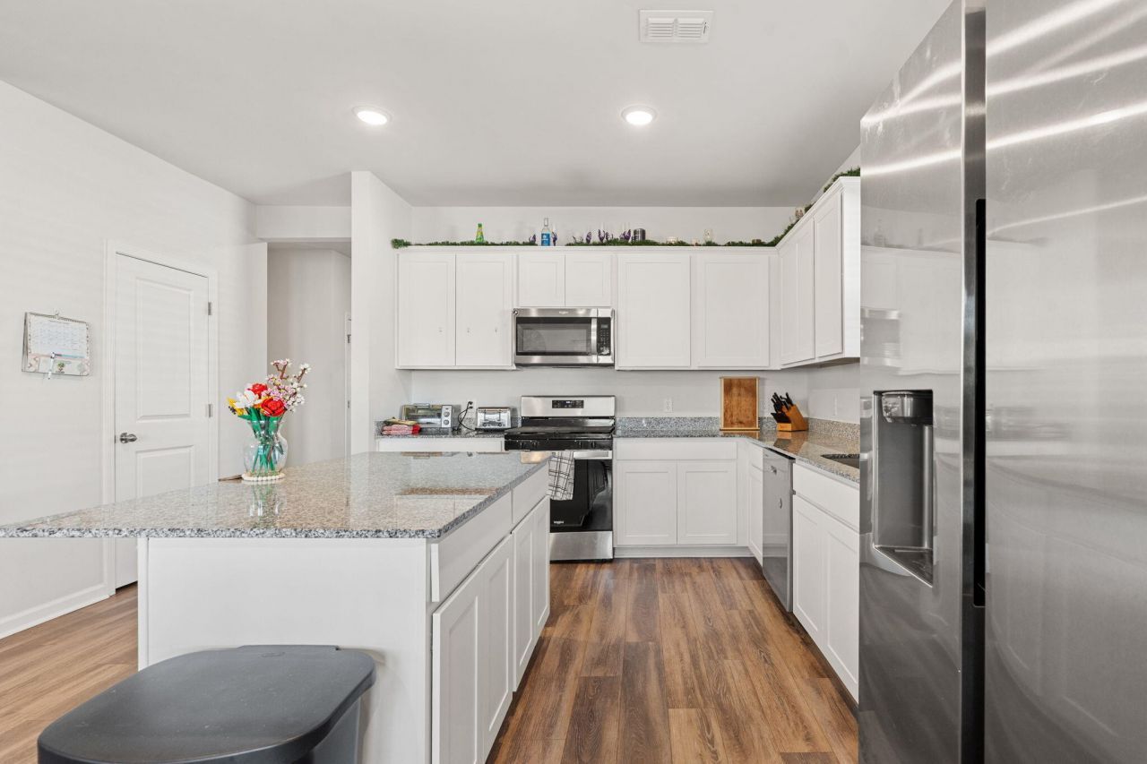 606 Fisher Lane Photo 7