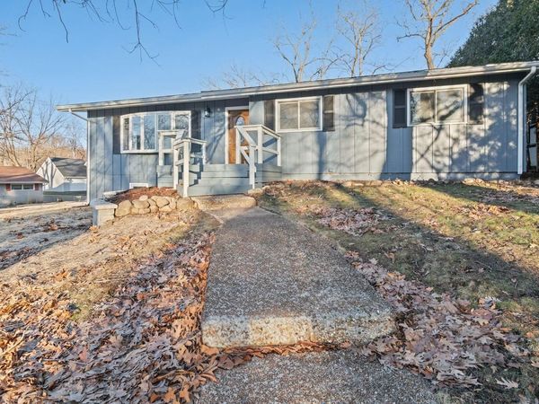 560 Free Church DRIVE, Williams Bay, WI 53191