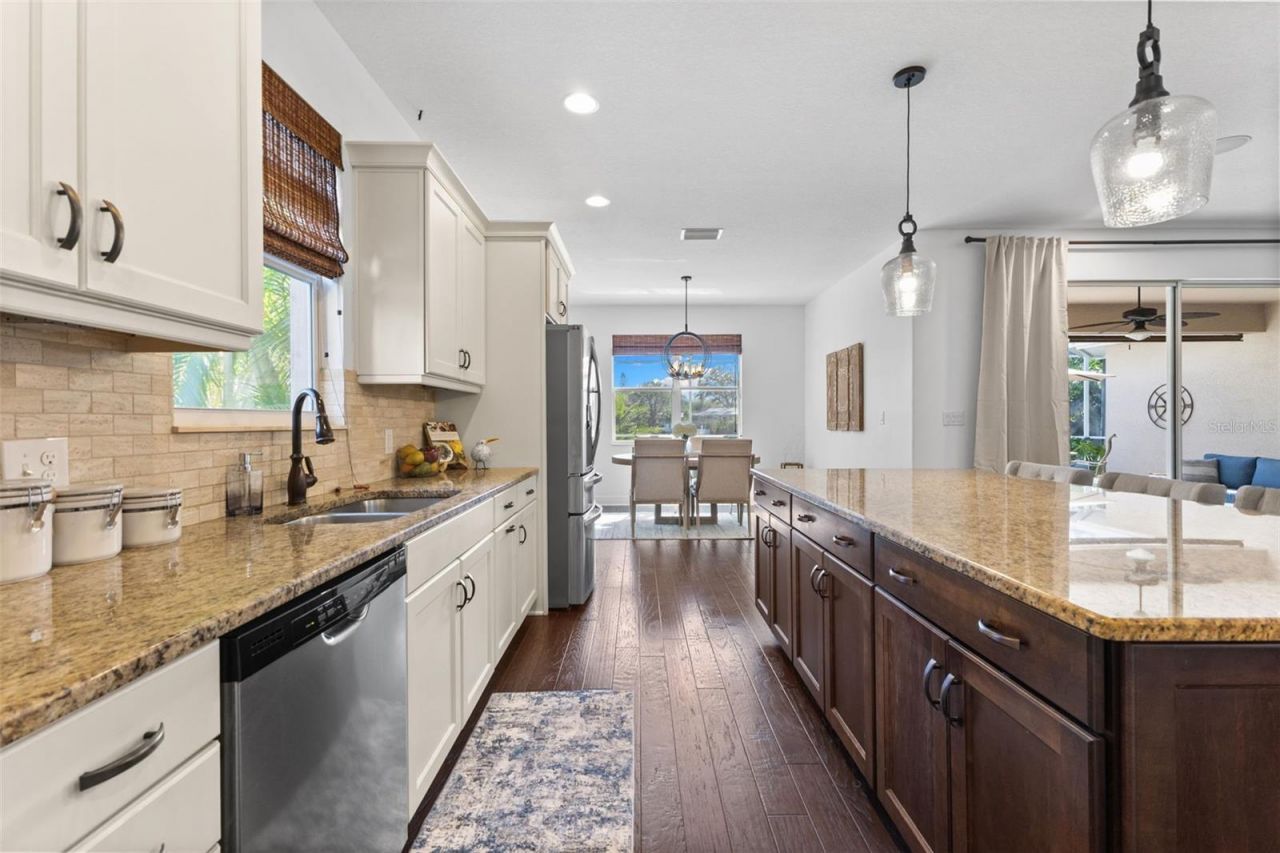 10274 Blossom Trail, Seminole, FL 33772 Photo