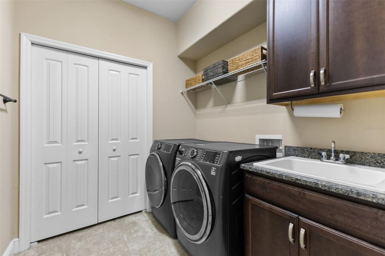 10274 Blossom Trail, Seminole, FL 33772 Photo