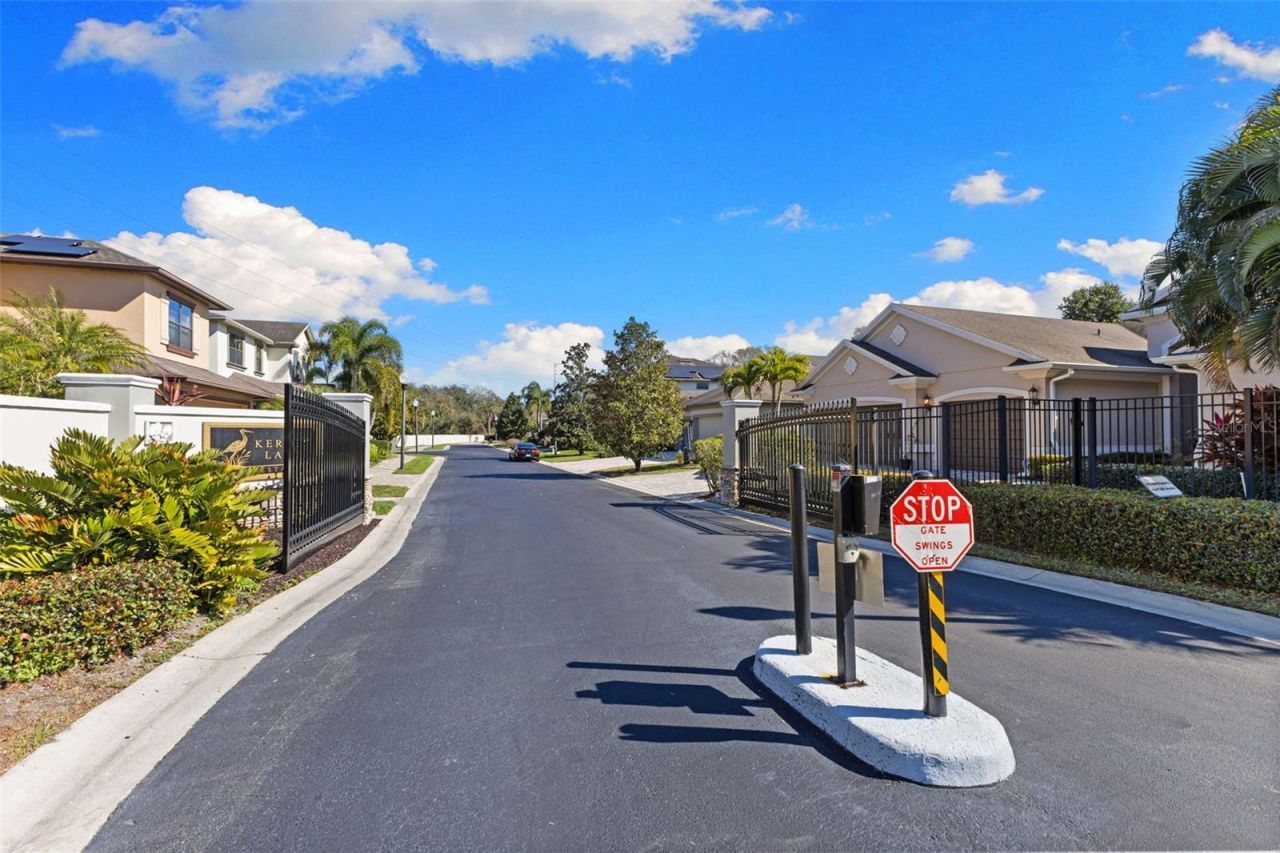 10274 Blossom Trail, Seminole, FL 33772 Photo