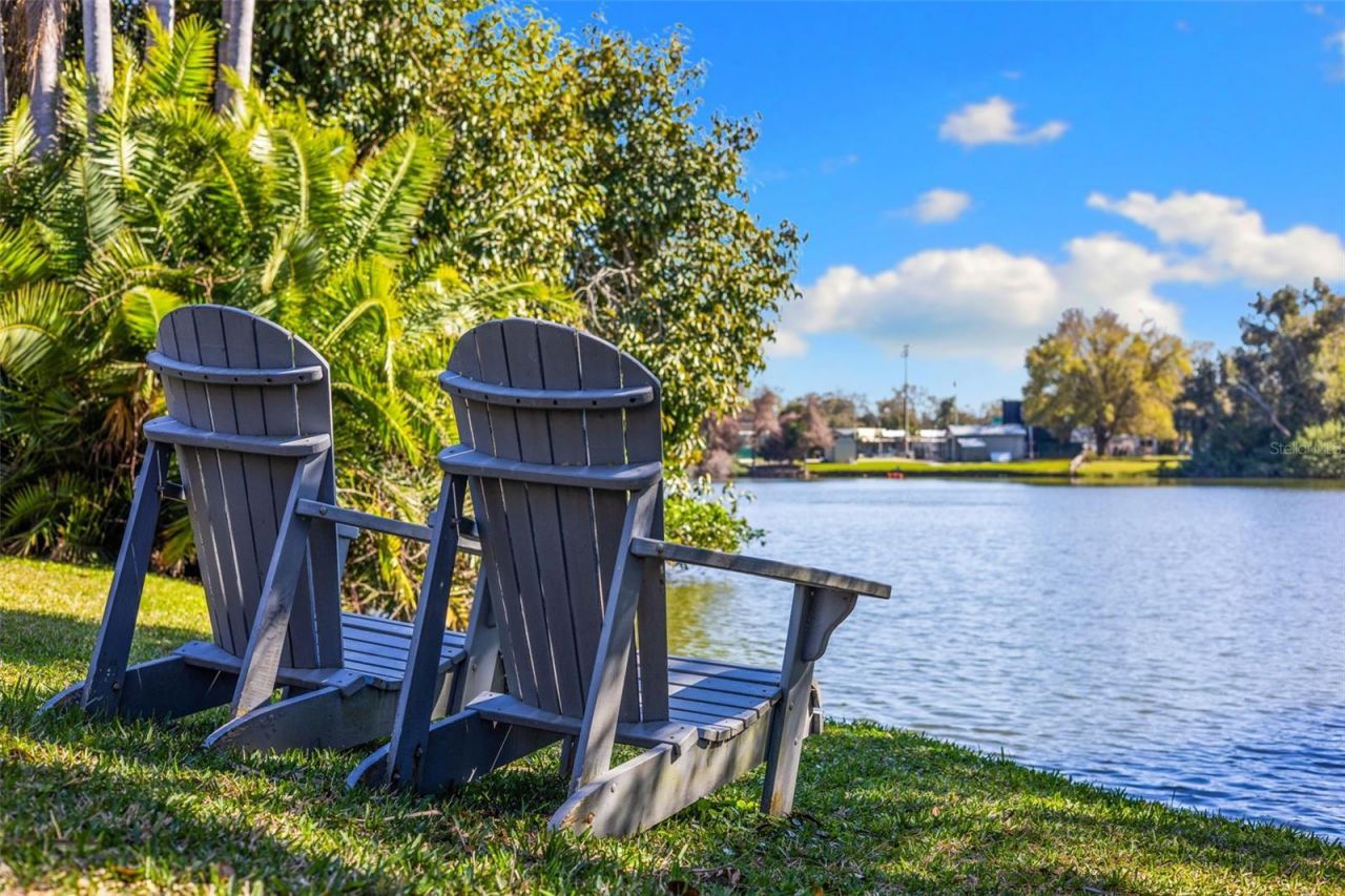 10274 Blossom Trail, Seminole, FL 33772 Photo