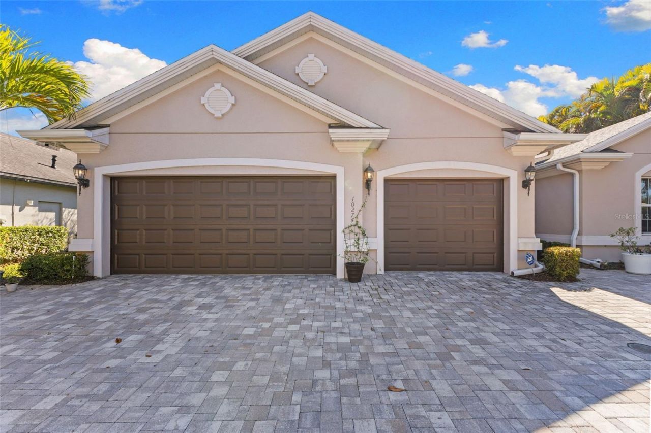 10274 Blossom Trail, Seminole, FL 33772 Photo