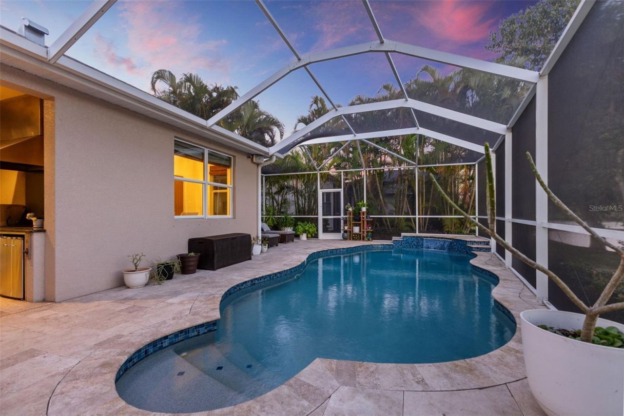 10274 Blossom Trail, Seminole, FL 33772 Photo