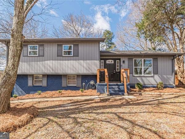 8936 Old Lee Road, Lithia Springs, GA 30122