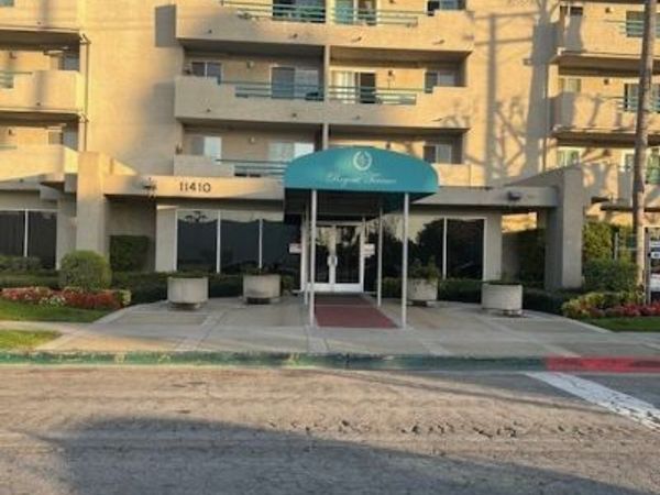 11410 Dolan Ave unit 319, Downey, CA 90241