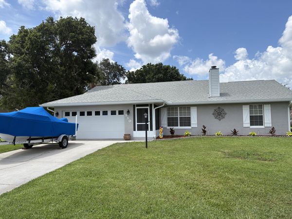 910 Liberty Lane, Auburndale, FL 33823