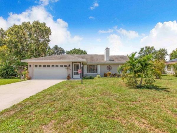 910 Liberty Lane, Auburndale, FL 33823