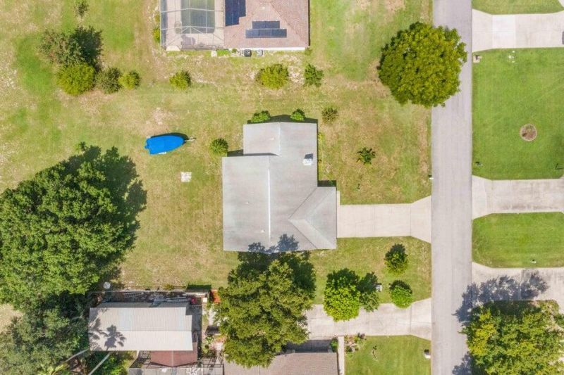 910 Liberty Lane, Auburndale, FL 33823 Photo