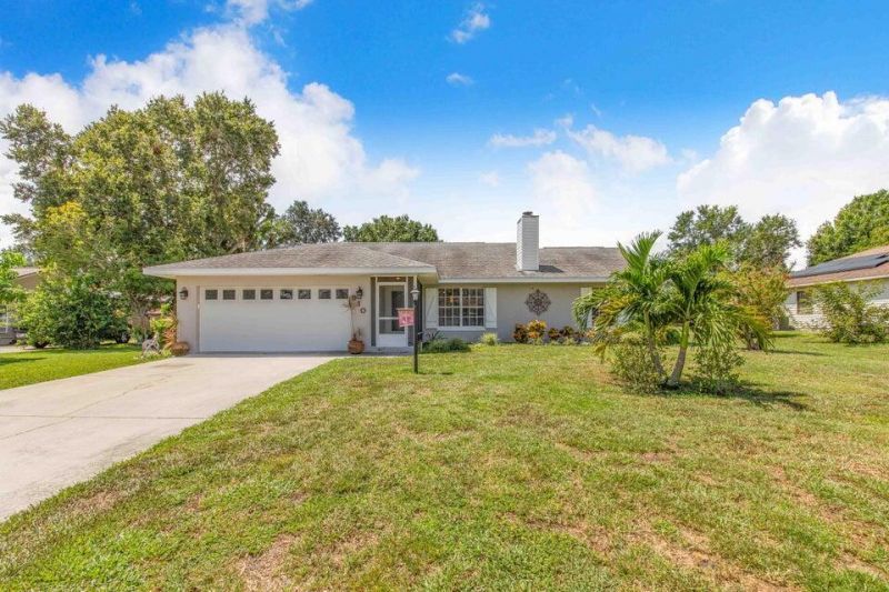 910 Liberty Lane, Auburndale, FL 33823 Photo