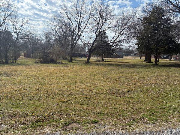 001 SE Monroe Avenue , Krebs, OK 74554