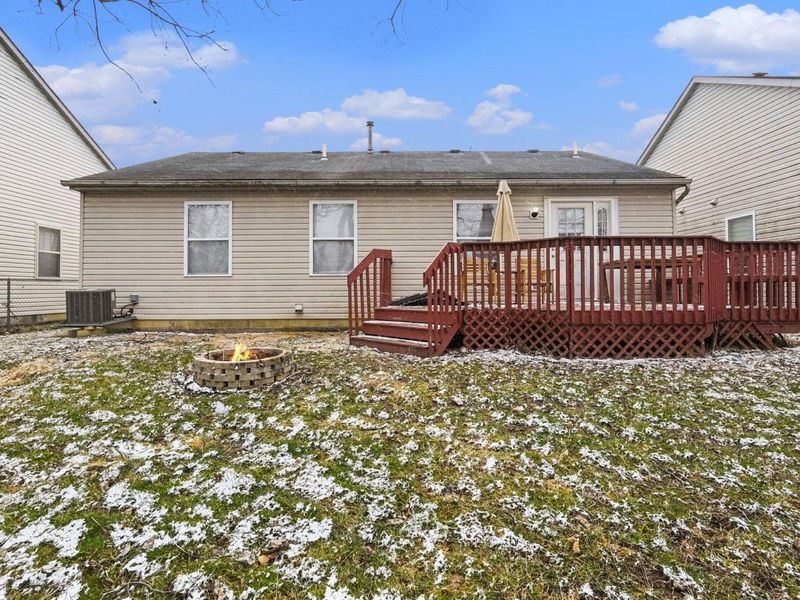 793 Crevis Lane, Columbus, OH 43228 Photo 15