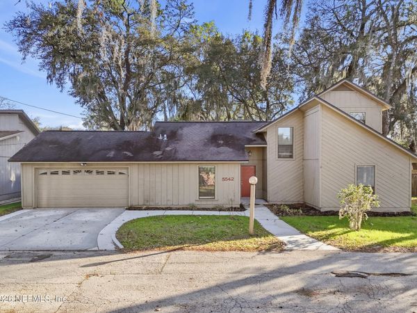 5542 GALEWIND Lane, Jacksonville, FL 32211