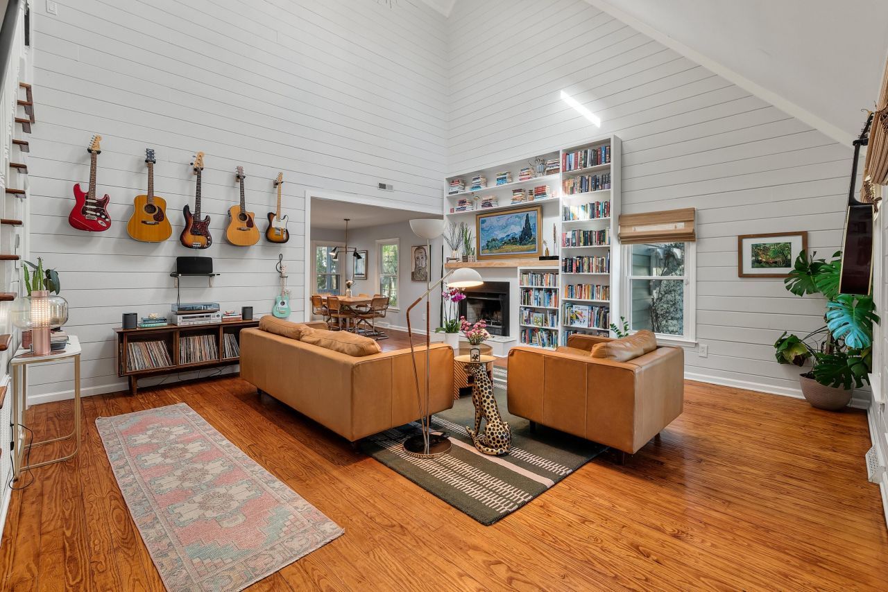 1198 Ambling Way Photo 15