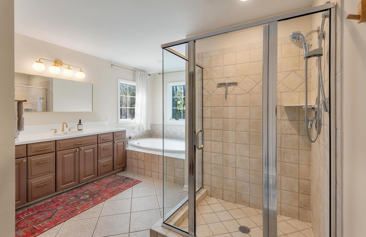 1198 Ambling Way Photo 18