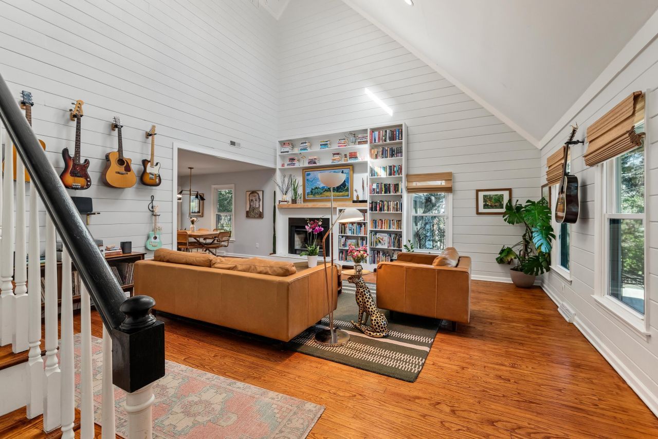 1198 Ambling Way Photo 22