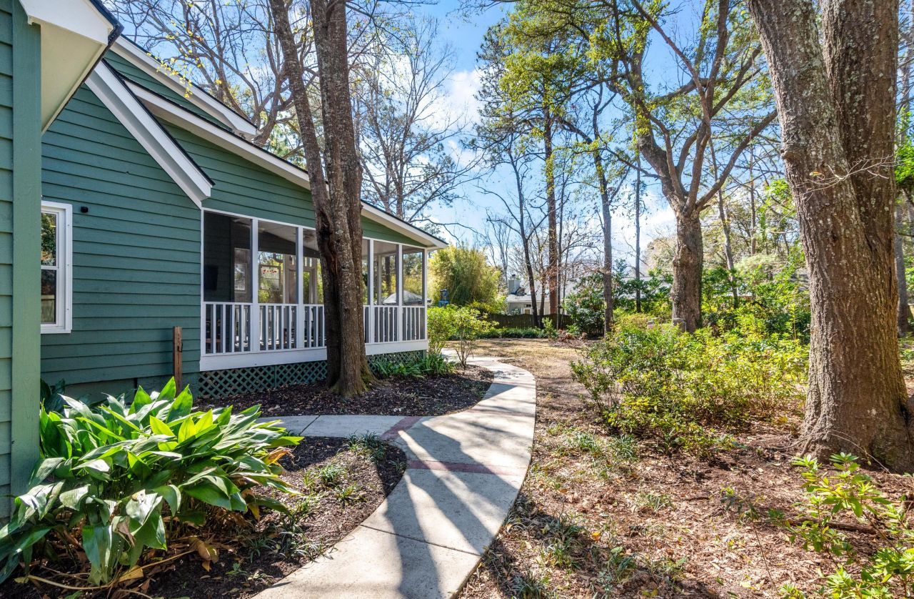 1198 Ambling Way Photo 33