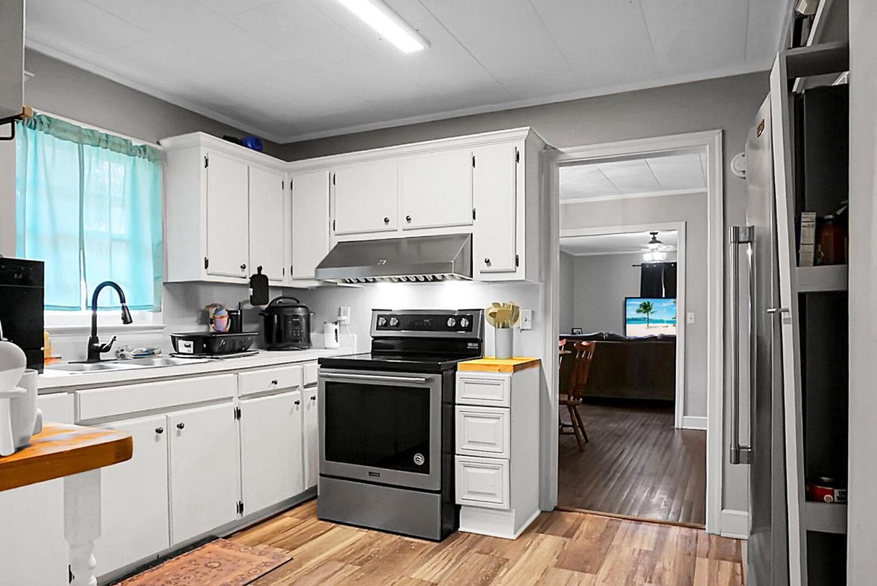 305 Forest Circle Photo 13