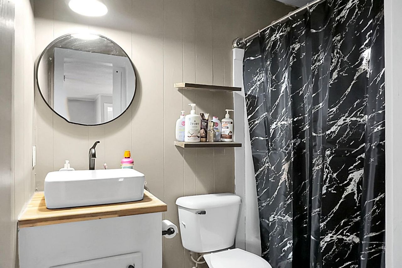 305 Forest Circle Photo 22