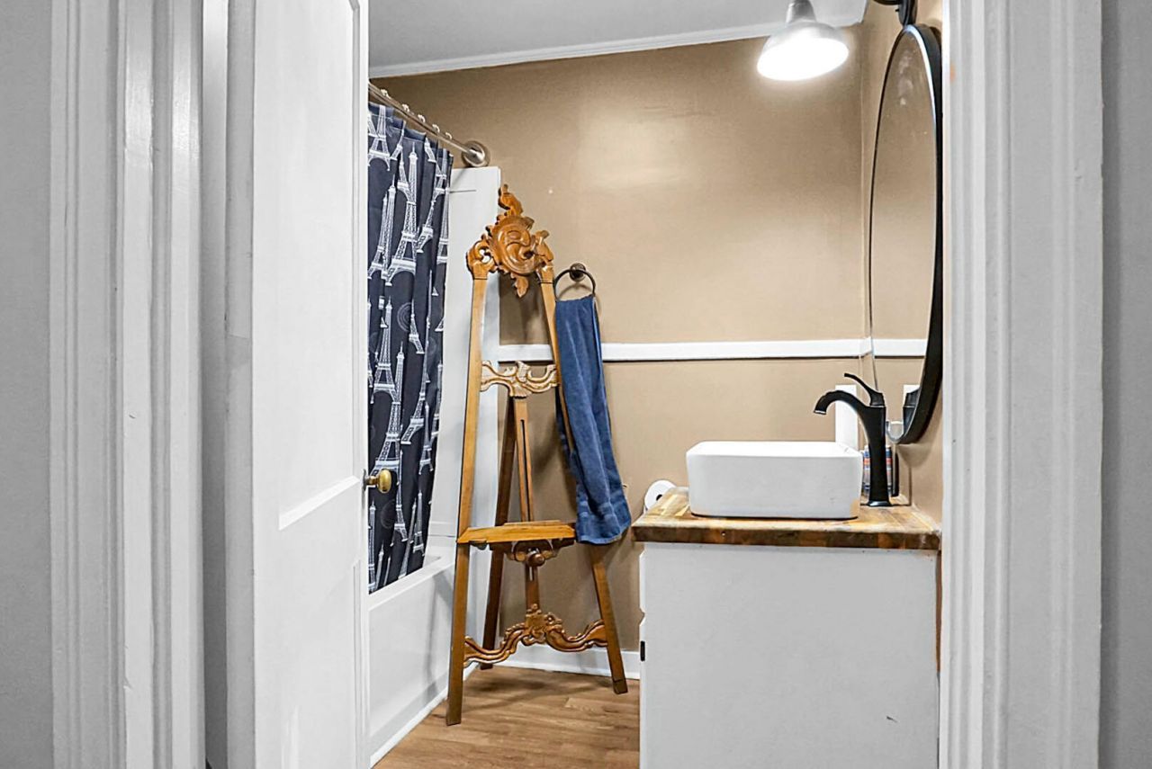 305 Forest Circle Photo 26