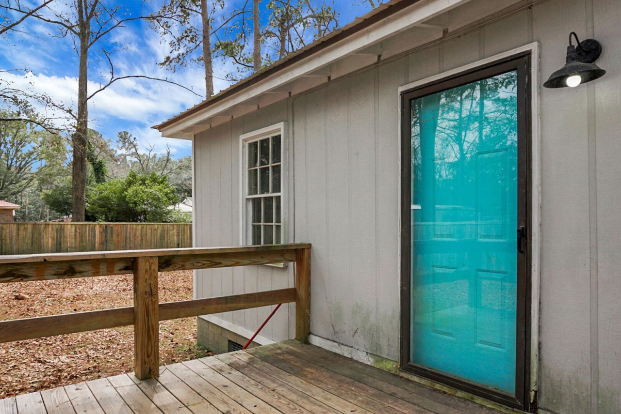 305 Forest Circle Photo 27