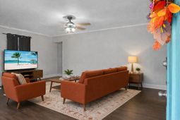 305 Forest Circle photo 4