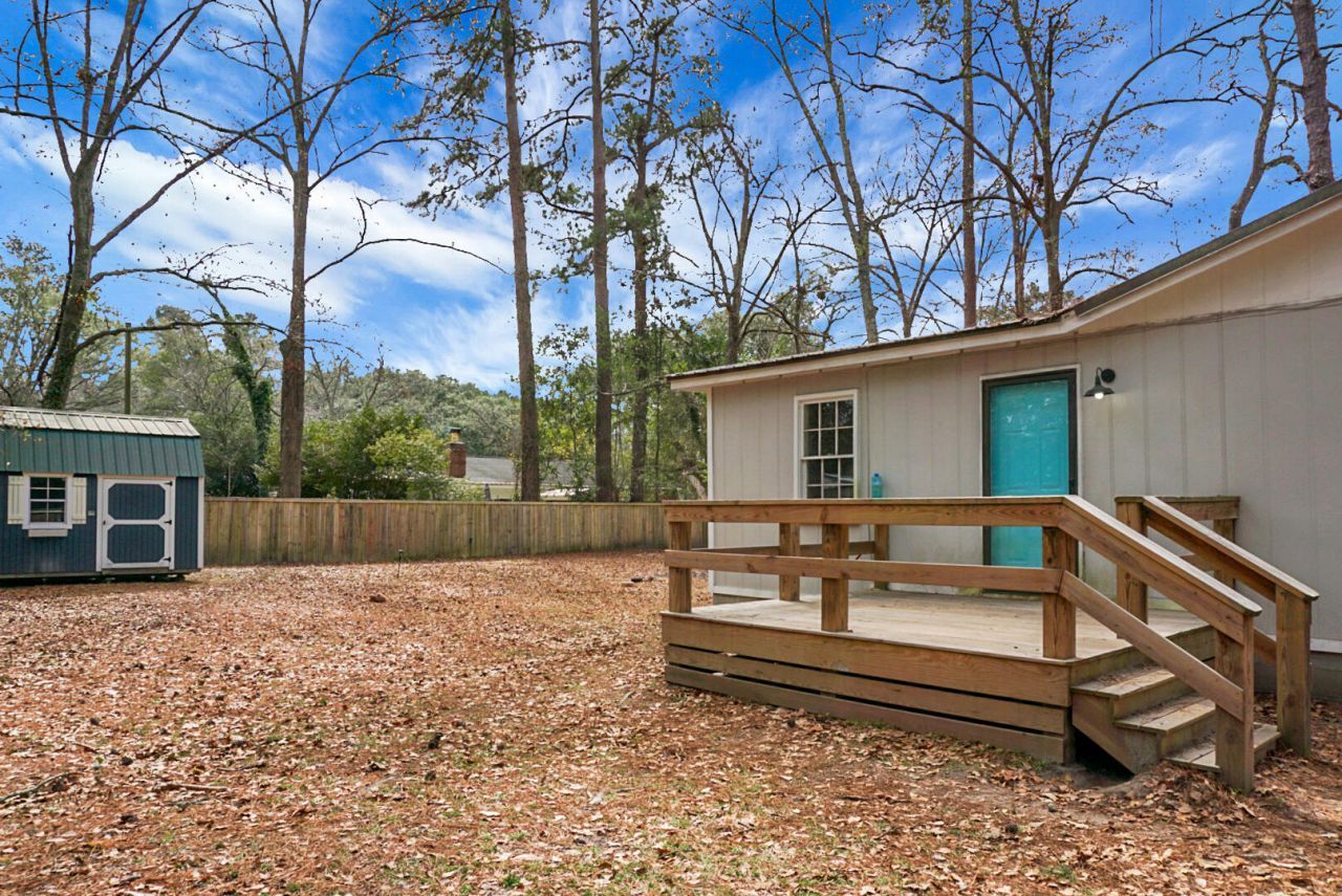 305 Forest Circle Photo 34