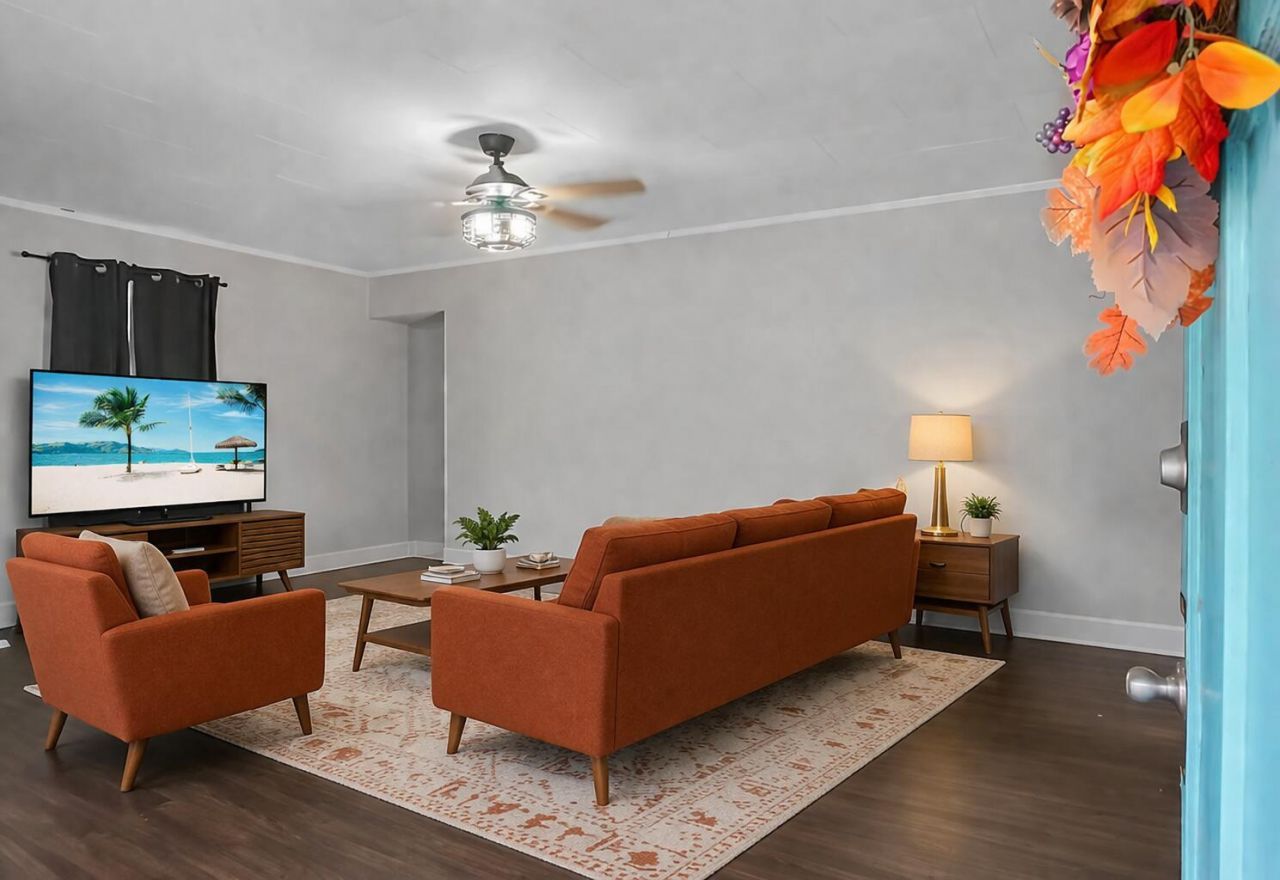 305 Forest Circle Photo 4