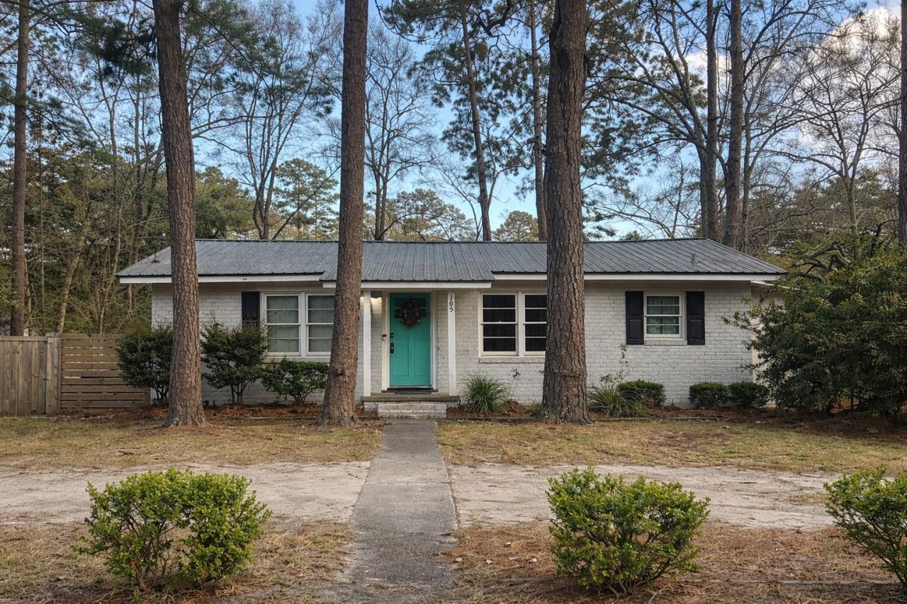 305 Forest Circle Photo 43