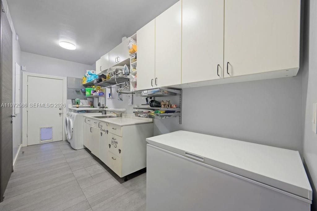 1615 NE 196th St , Miami, FL 33179 Photo