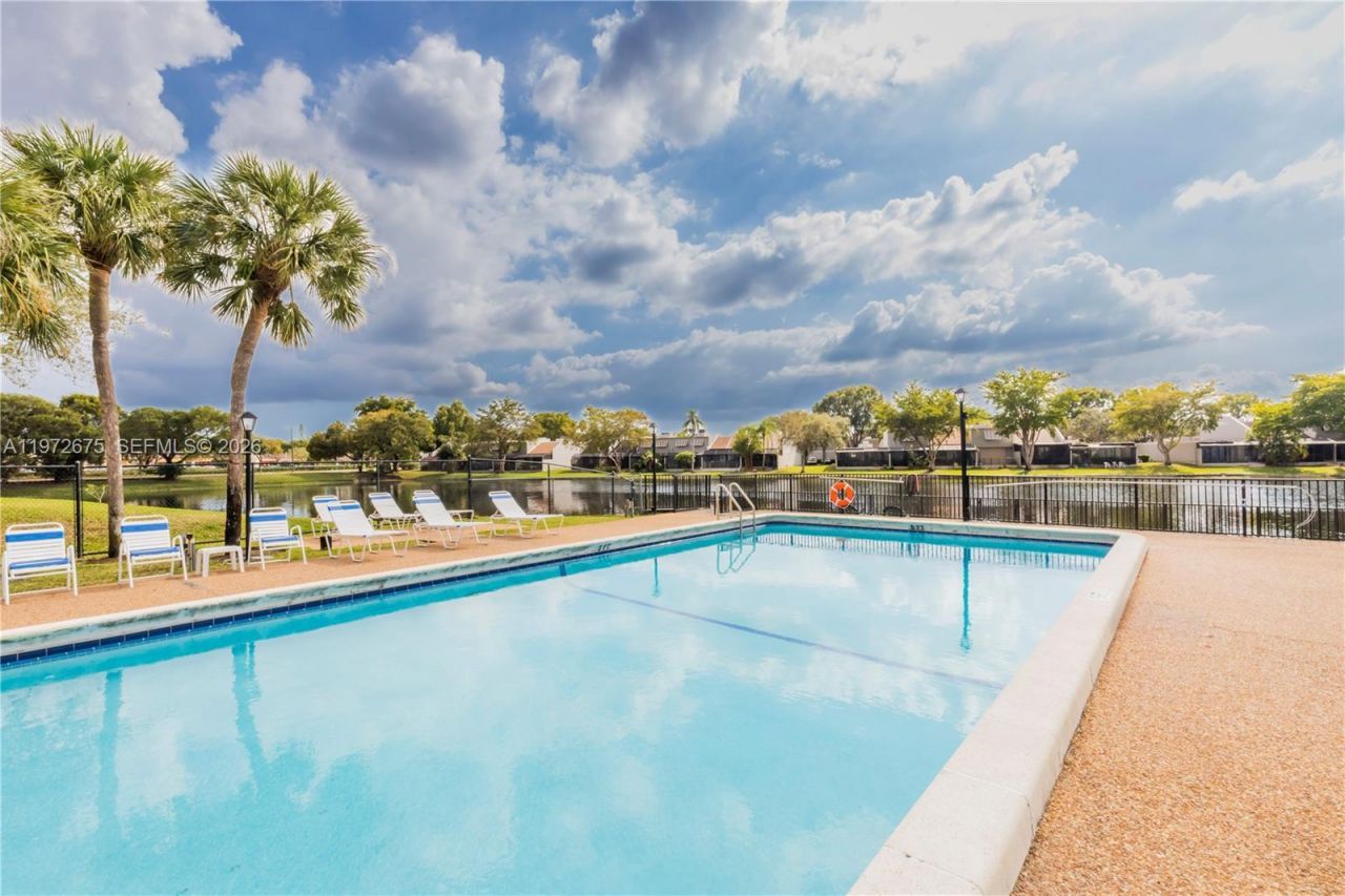11312 Taft St, Unit 11312, Pembroke Pines, FL 33026 Photo