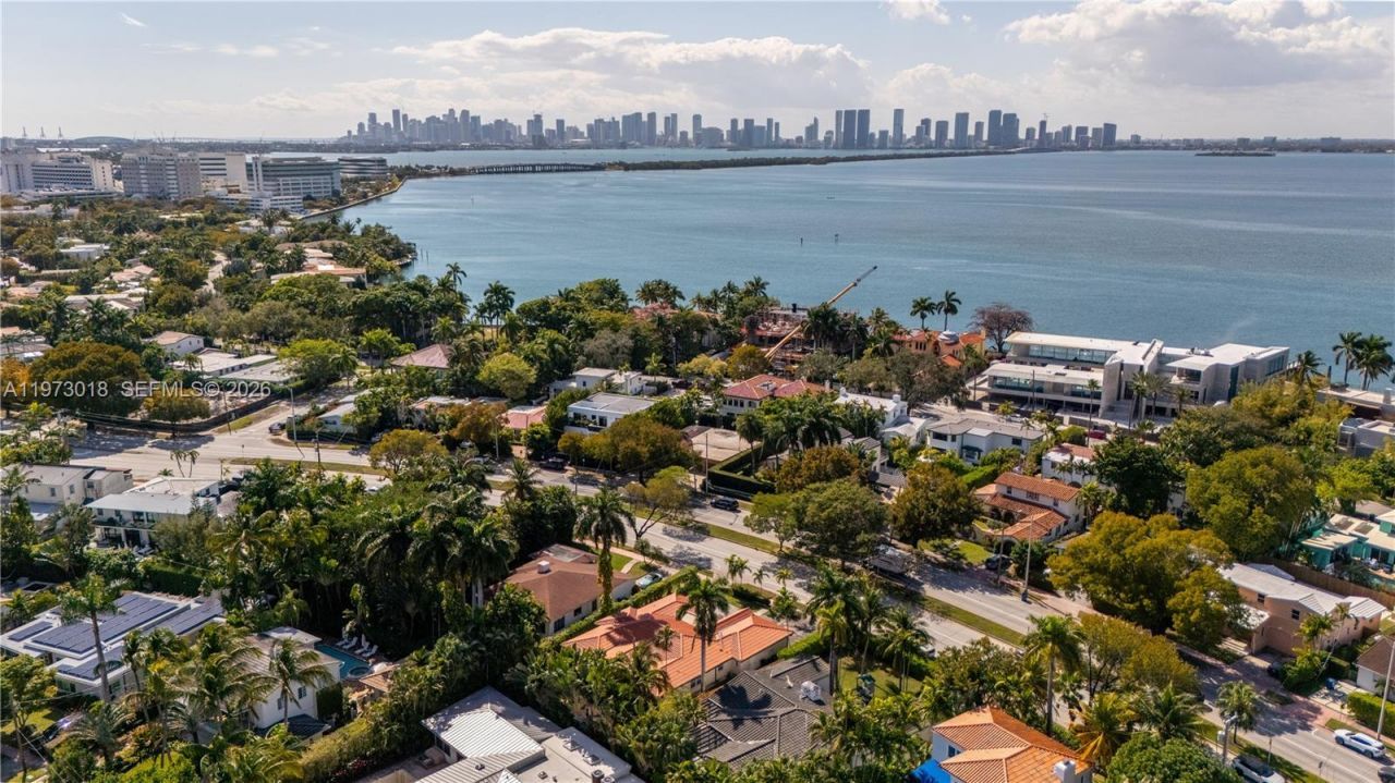 4555 Alton Rd , Miami Beach, FL 33140 Photo