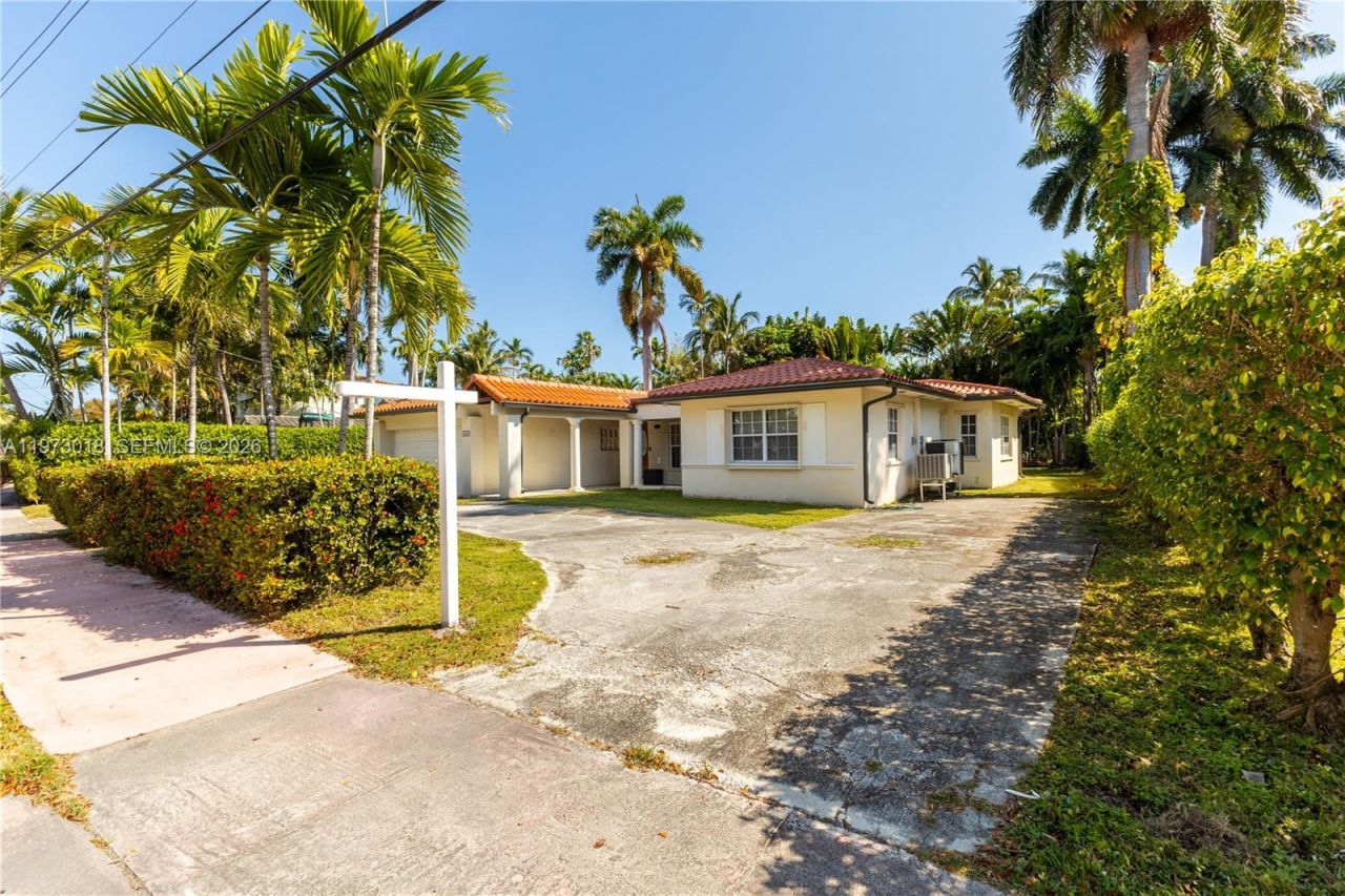 4555 Alton Rd , Miami Beach, FL 33140 Photo
