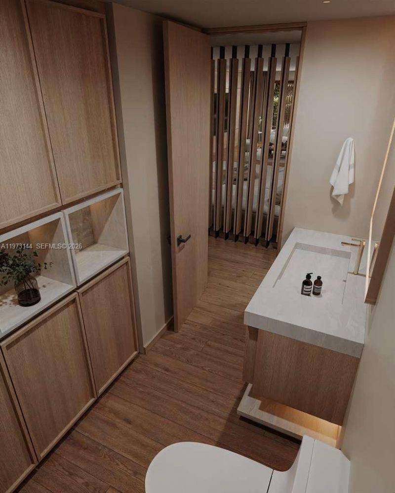 72 W Shore Dr W, Miami, FL 33133 Photo