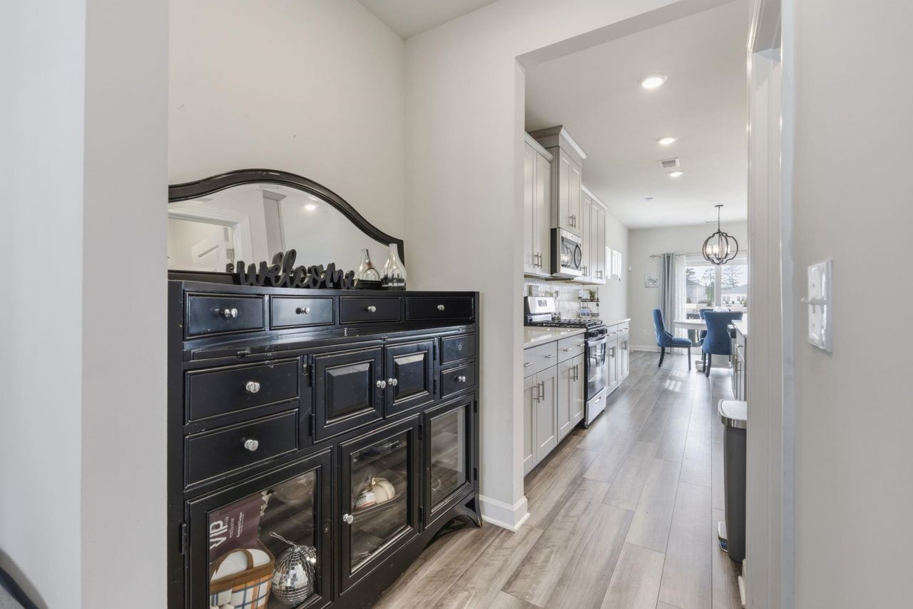 4604 Day Lily Run St. Photo 5