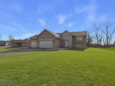 24605 140th Street NW, Zimmerman, MN 55398