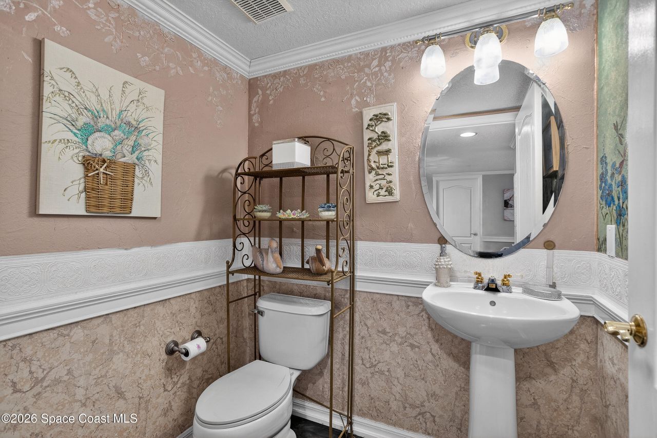 925 N Highway A1a , Unit 305, Indialantic, FL 32903 Photo