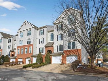 4667 LONGSTREET LANE, Unit 106, ALEXANDRIA, VA 22311