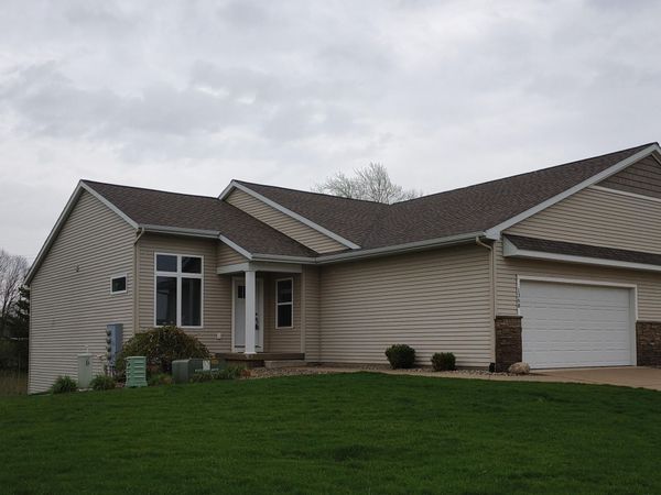 1368 S Village Circle, Kalamazoo, MI 49009